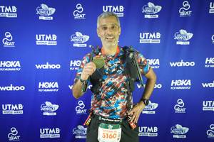 BIB: 302, 5160
                            <button type="button" onclick="openModal(21978026)" class="btn btn-primary btn-sm float-right btn-popup" data-toggle="modal" data-target=".modal-high-quality">
                        <i class="fas fa-shopping-cart"></i> Add to Cart
                    </button>
                                            <button type="button" onclick="isThisMe(21978026, true)" class="btn btn-success btn-sm float-right btn-popup btn-isme hidden" data-toggle="tooltip" data-placement="bottom" title="นี่คือรูปของคุณใช่ไหม คลิกที่นี่เพื่อเอาเข้าอัลบั้ม">
                        <i class="fas fa-plus"></i> Add to album
                    </button>
                    <button type="button" onclick="isThisMe(21978026, false)" class="btn btn-warning btn-sm float-right btn-popup btn-isnotme hidden">
                        <i class="fas fa-ban"></i> Remove from album
                    </button>